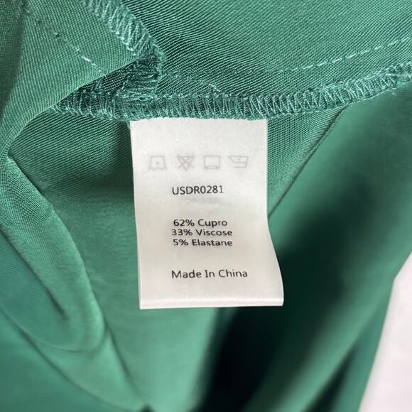 Universal Standard Cupro Geneva Asymmetrical Dress NWOT Size Medium - Picture 5 of 5